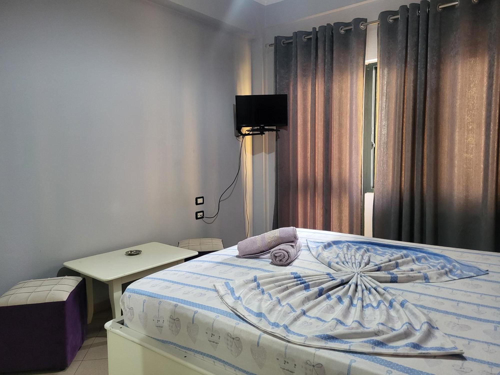 Hotel Europa Lezhë Zewnętrze zdjęcie