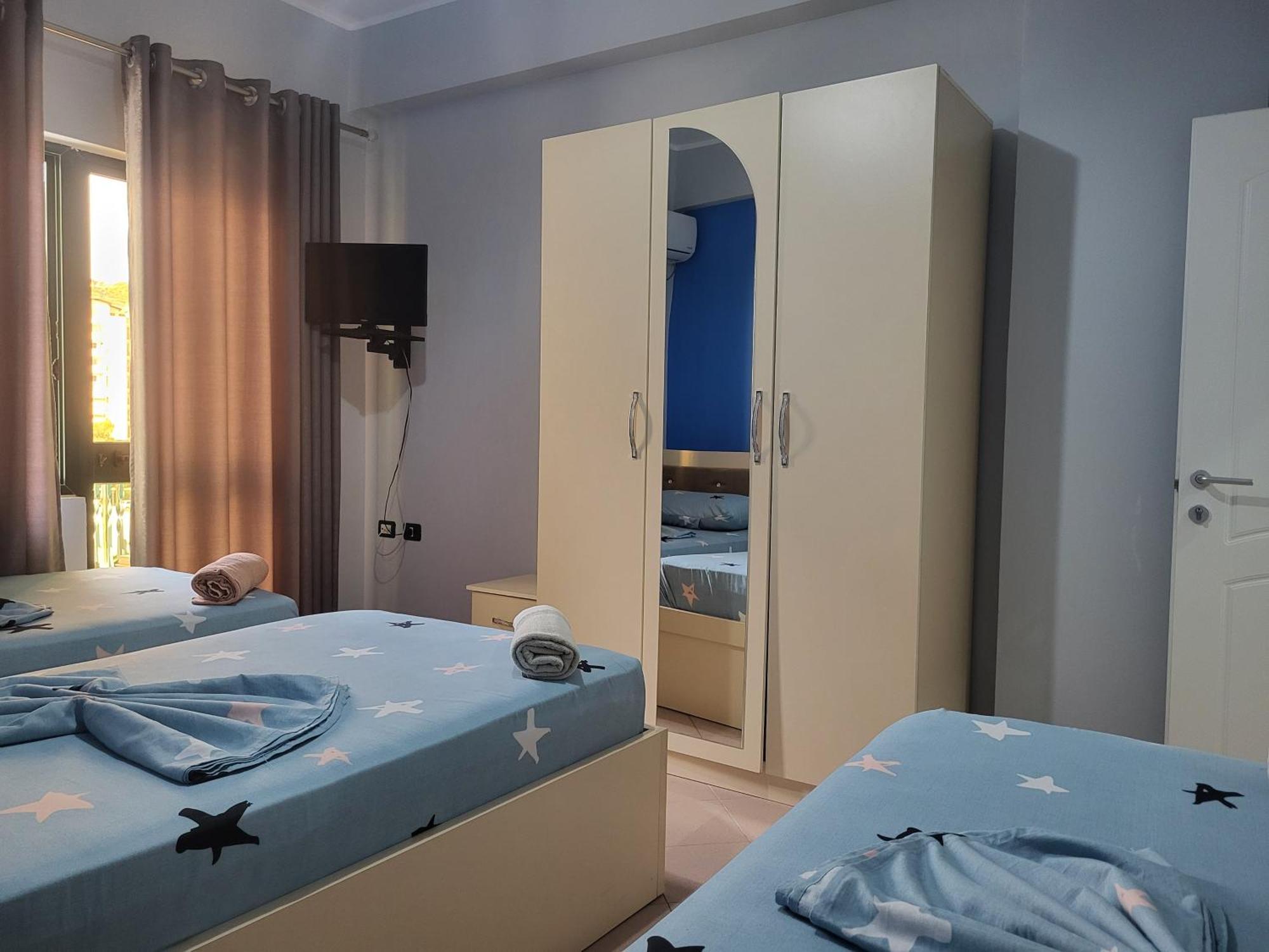 Hotel Europa Lezhë Zewnętrze zdjęcie