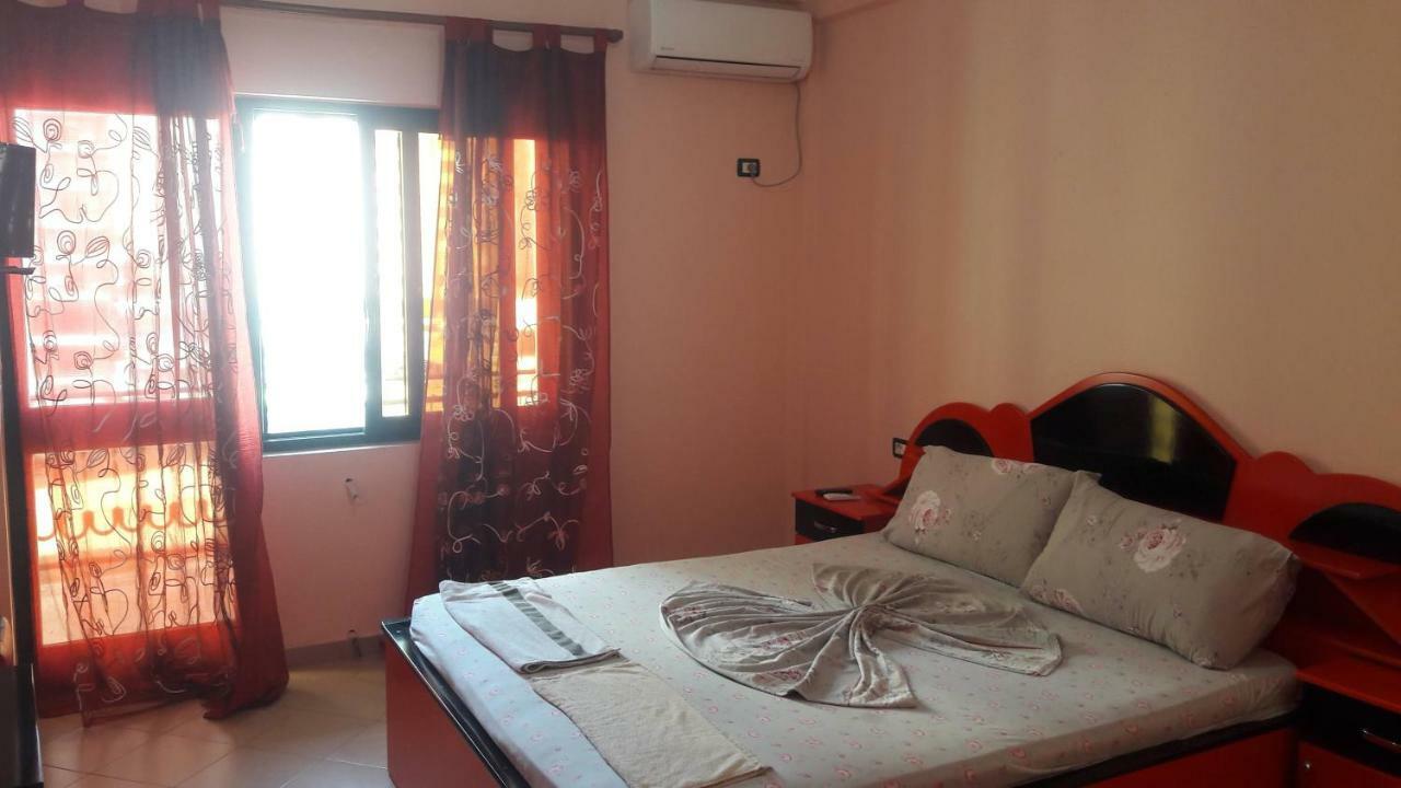 Hotel Europa Lezhë Zewnętrze zdjęcie